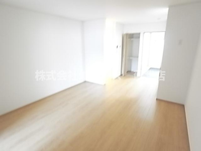 【居間・リビング】 | シュシュ宮崎町 | 使いやすい居間です