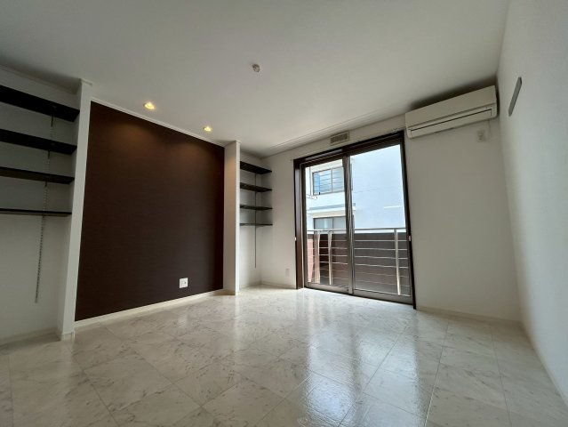 プレジールの寝室|落ち着いて過ごせるお部屋なので、寝室にいかがでしょうか
