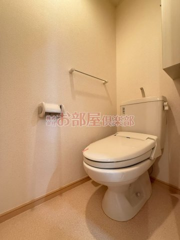 カーサ中村Bのトイレ|清潔感のあるトイレです