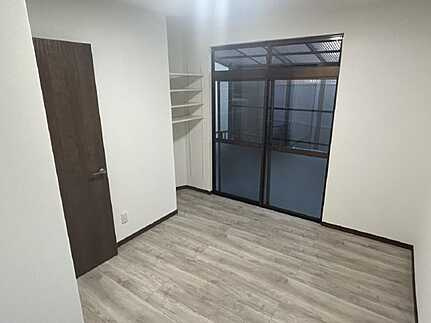 佐伯区千同２丁目の洋室