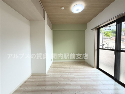 【洋室】 | ラ・メゾン山手八番館