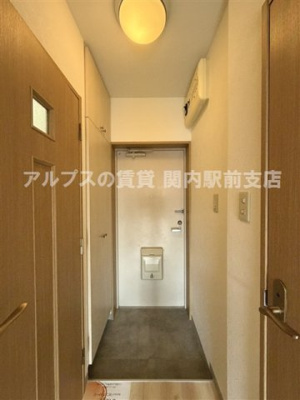 【玄関】 | ラ・メゾン山手八番館