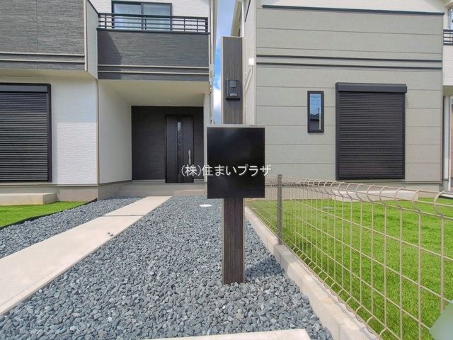 仲介手数料無料）一宮市萩原町林野２８番Ａ棟の玄関