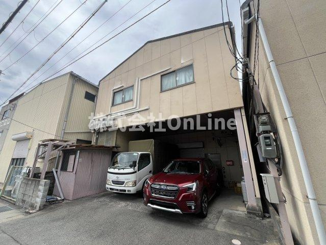 桂町6丁目貸倉庫の外観