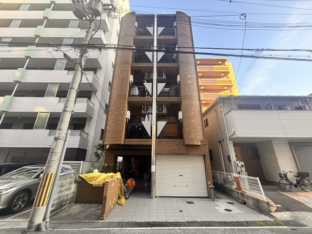 ロマネスク甲南のエントランス