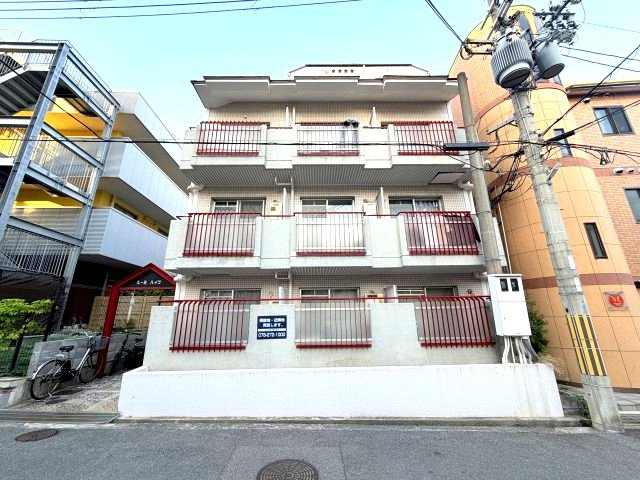 ルーミハイツの外観