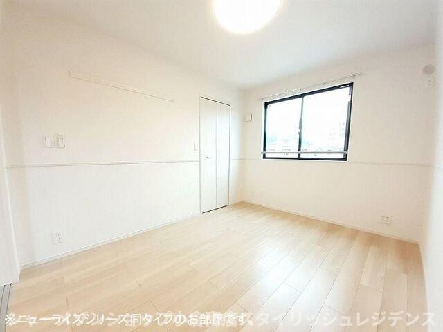フィールズイーストＢの内装|明るい色調の室内です