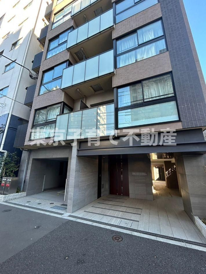 グランカーサ本駒込の外観