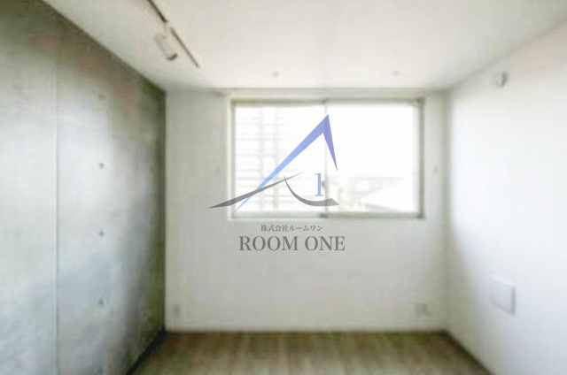 FRC梅屋敷の居間・リビング|洋室のお部屋です。