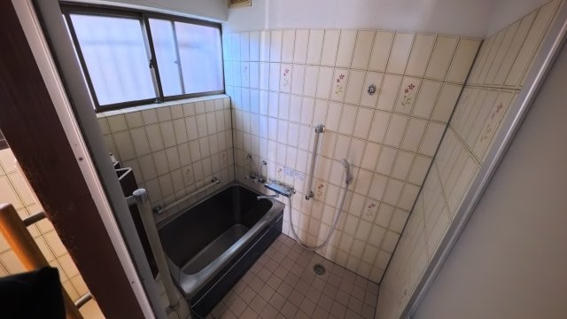 呉市両城1丁目戸建ての浴室