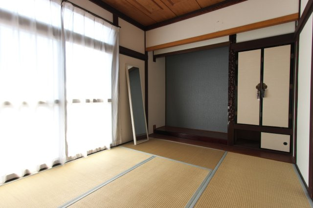 呉市両城1丁目戸建ての和室|1階和室