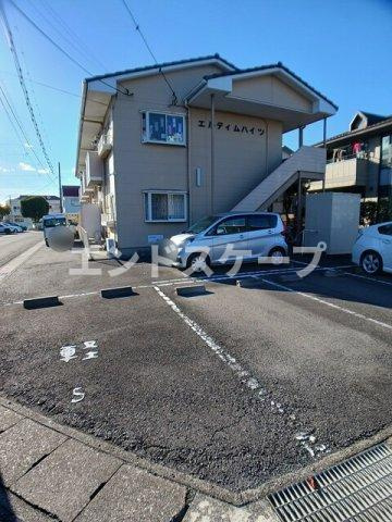 エルディムハイツの駐車場|高崎、前橋のお部屋探しはエンドスケープまで！お客様の理想お聞かせ下さい♪