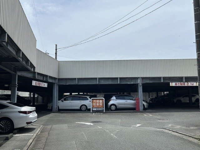 SAKAEMACHI CUBUのその他|隣接の月極駐車場（別途管理会社経由にてご契約が必要です）