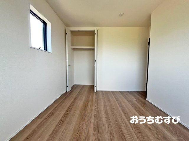 小牧市光ケ丘２丁目(全1棟)の洋室