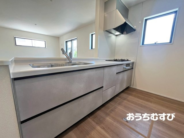 小牧市光ケ丘２丁目(全1棟)のキッチン