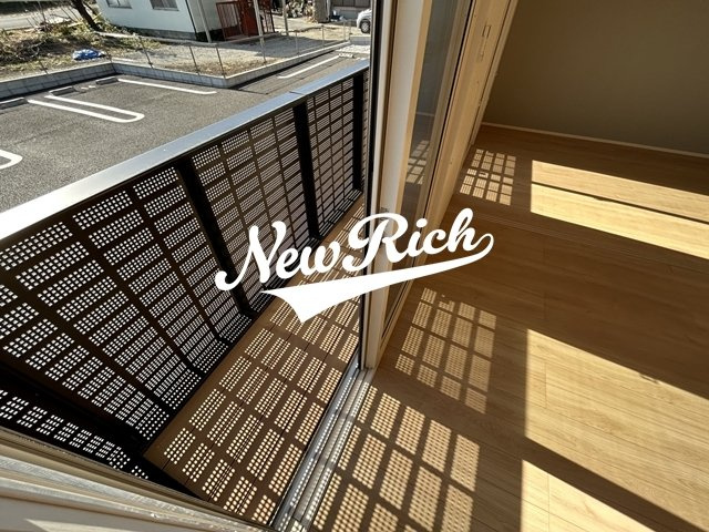 伊勢崎市宮前町のアパートのバルコニー