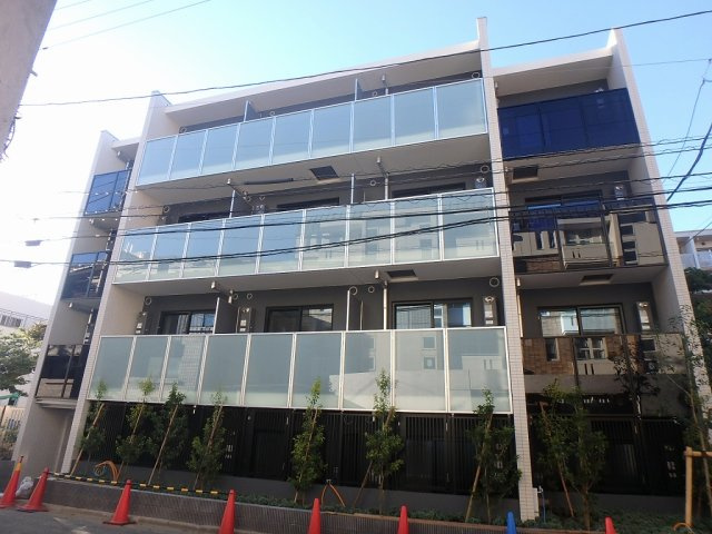クラリティア文京千石の外観