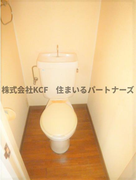 オーシャン本町のトイレ|シンプルで使いやすいトイレです