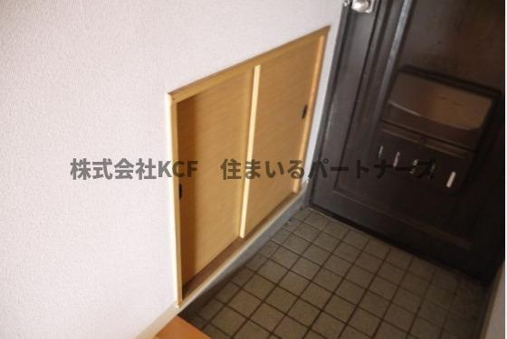 プレアール花畑の玄関|収納もある玄関です