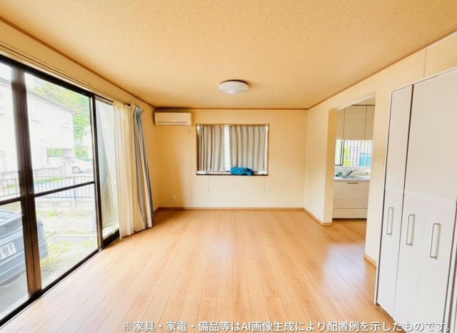 古河市尾崎　中古戸建の居間・リビング
