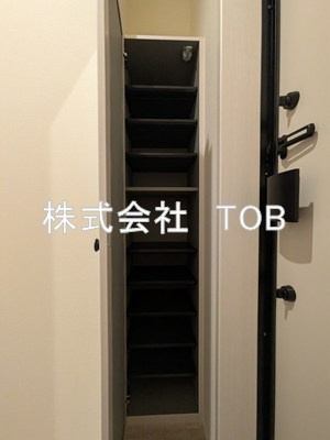 【玄関】 | クリサンテーモ | シューズボックス