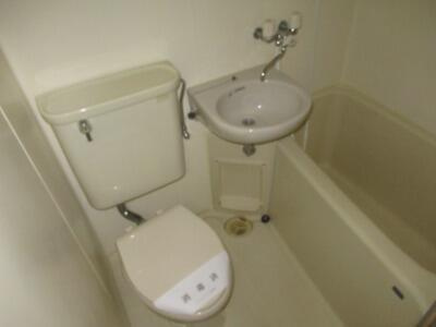 緑が丘ハイツの浴室|他の部屋の写真を使用していま… 
