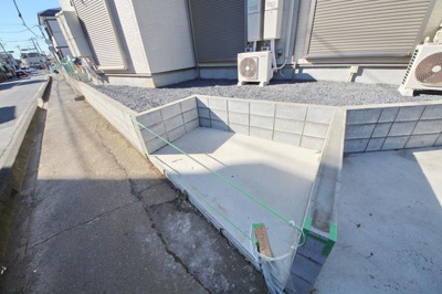 ごみ置き場