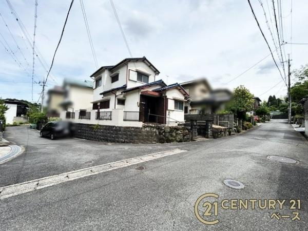 北葛城郡王寺町畠田５丁目　一戸建の前面道路含む現地写真|■現地撮影写真■広々とした前面道路で運転もスムーズ！