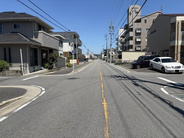 岡崎市大門3丁目・中古戸建の前面道路含む現地写真|前面道路です。