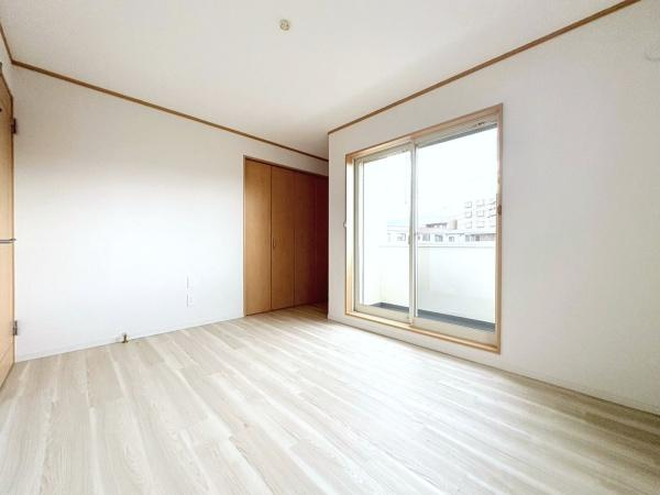 川崎市川崎区京町３丁目の中古一戸建の洋室