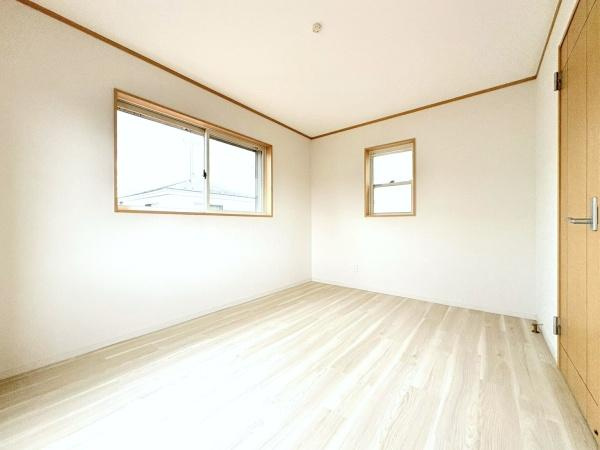 川崎市川崎区京町３丁目の中古一戸建の洋室