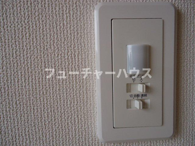 シャルムオーヴェストの設備|人感センサー照明
