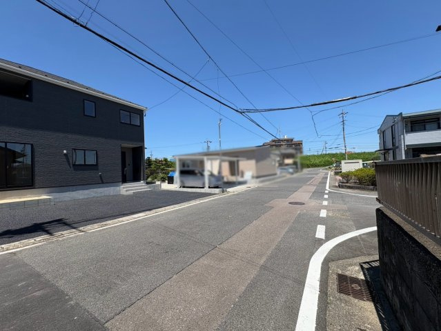 クワイエ　羽島郡岐南町薬師寺第2　全3区画分譲の前面道路含む現地写真|■前面道路　■ヤマダ不動産　株式会社リライフ　
■夢のマイホーム購入をフルサポートします！