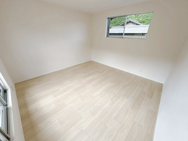 中古住宅　加野2丁目の洋室|2階　西