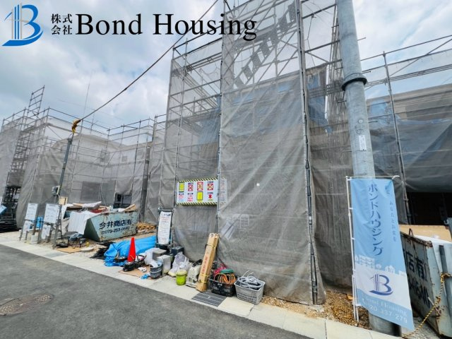 全8棟　2号地　駐車２台　WIC付　西区竜が岡1丁目　新築戸建の前面道路含む現地写真