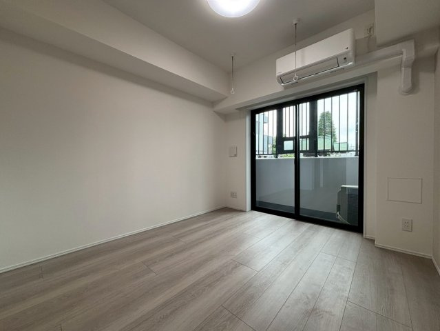 調布市上石原１丁目の賃貸マンションの居間・リビング