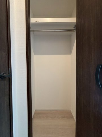 調布市上石原１丁目の賃貸マンションの収納