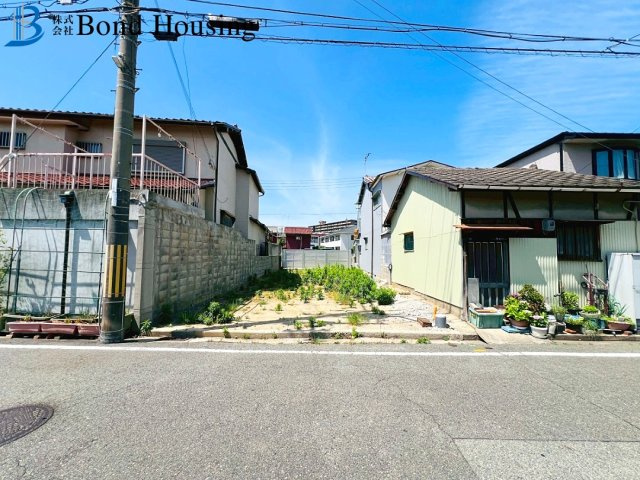 WICあり収納豊富　田町1丁目　新築限定1棟の前面道路含む現地写真