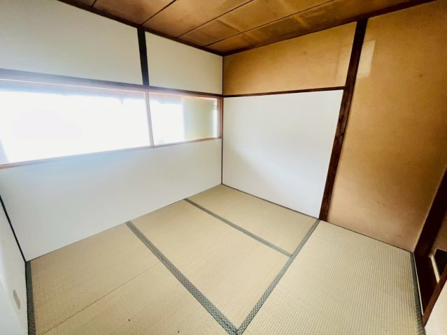 西舞子9丁目貸家の居間・リビング