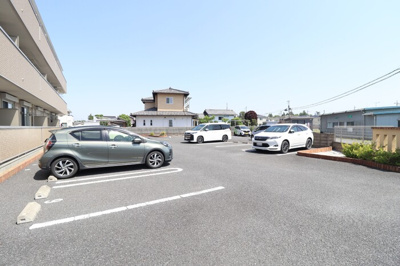 【駐車場】 | リヴァージュ　壱番館