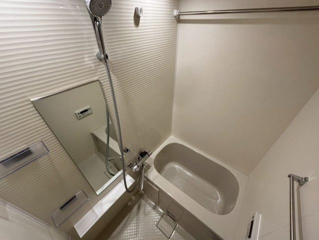調布市上石原１丁目の賃貸マンションの浴室