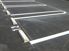 【駐車場】 | プランドールⅢ | 駐車場があるので、車を買う予定の方も安心です