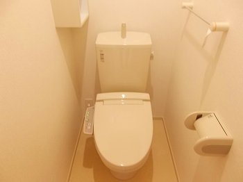 【トイレ】 | プランドールⅢ | コンパクトで使いやすいトイレです
