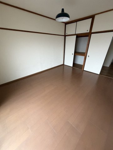 ラッフィナート海運町の居間・リビング