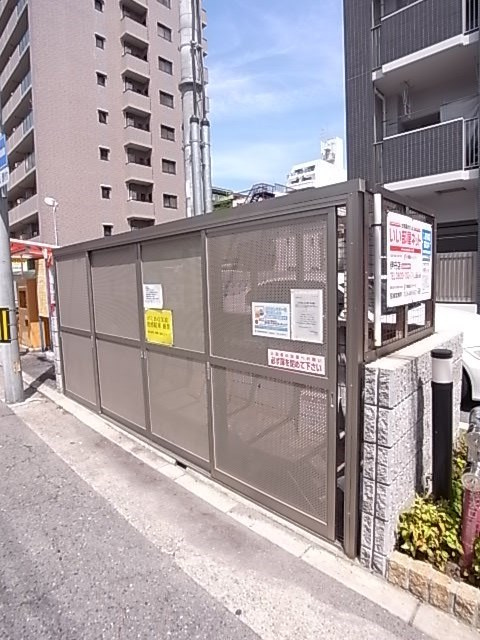 グランデ尼崎の外観