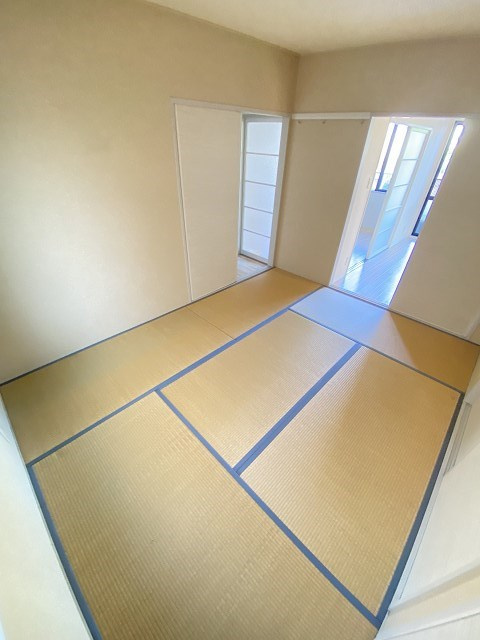 メゾン若山の和室
