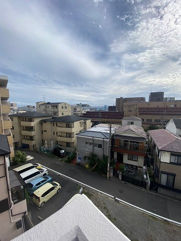 ビバス・ジーエイトの展望