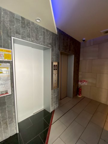 セレニテ神戸ミラクノールのロビー