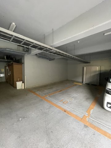 高取台サンハイツの駐車場