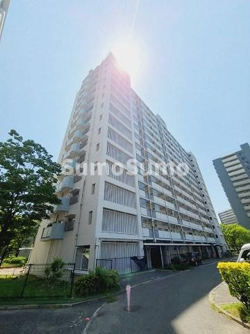 UR武庫川 20号棟の外観